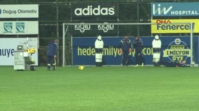 Fenerbahçe'de Emre Takımla Birlikte Çalıştı