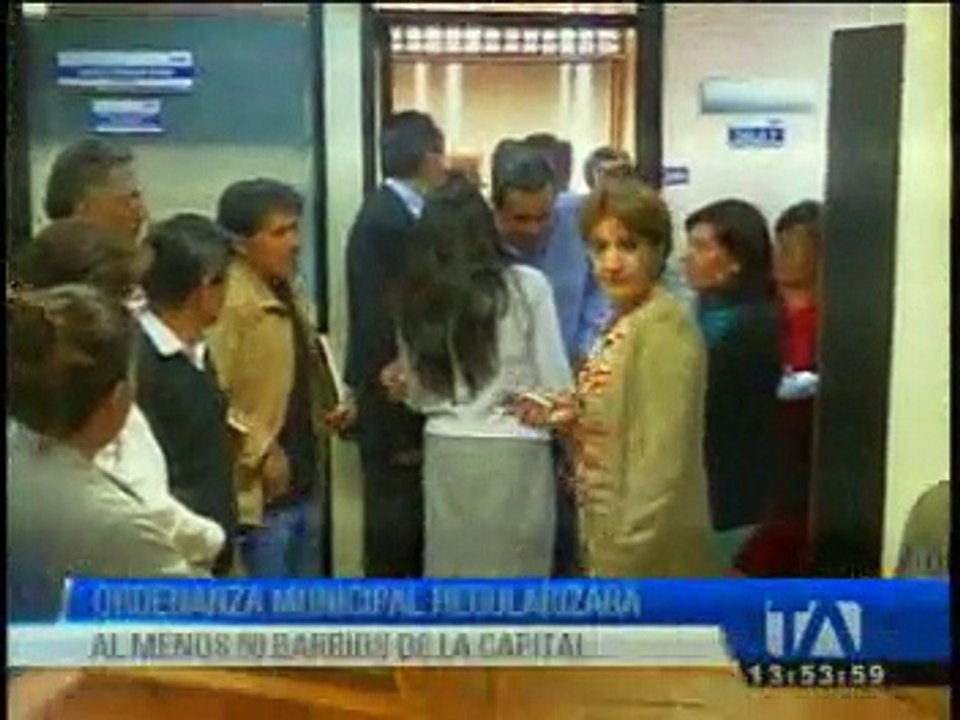 Ordenanza municipal regularizará a 50 barrios de Quito