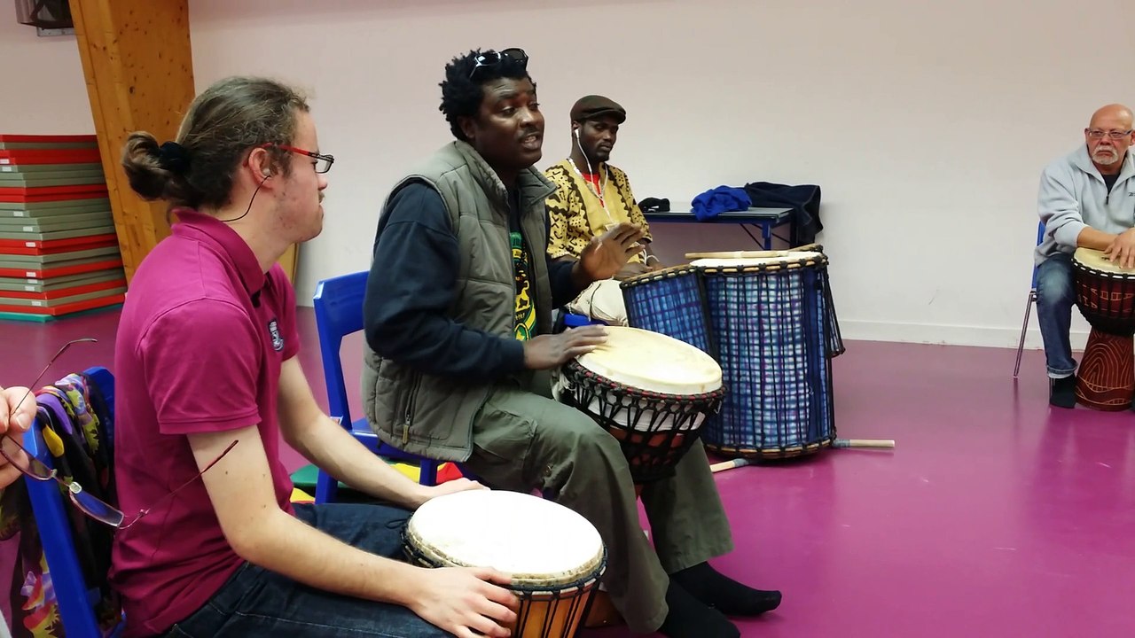 Apprentissage de DunDun Ba