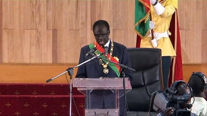 Exército mantém poder em Burkina Faso ao nomear premiê