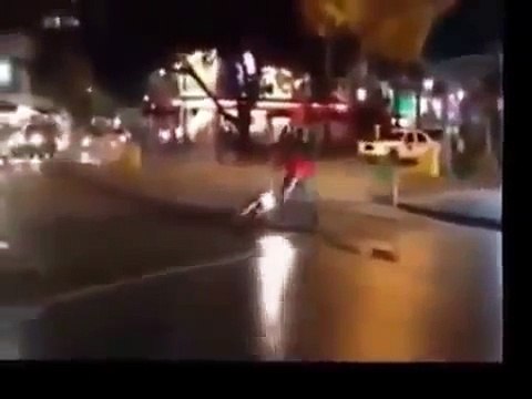 Videos engraçados, acidentes de moto compilation! Pegadinhas Cacetadas Sustos Tombos de Moto Fails P