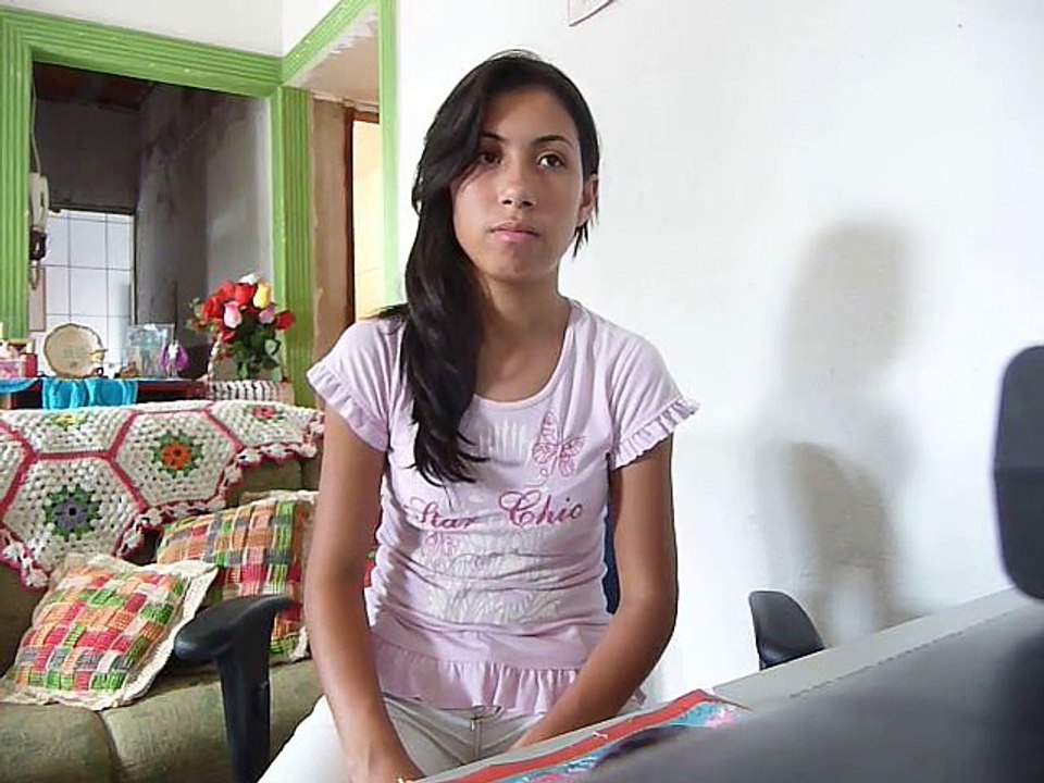 carol cantando 1