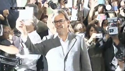 Генпрокуратура Испании обвинила главу Каталонии в проведении референдума