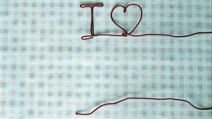 DIY : Les mots en fil de fer