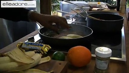 Bananes au zeste de citron, flamb?es au vieux rhum