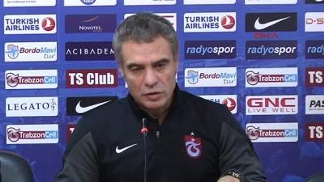 Trabzonspor Teknik Direktörü Ersun Yanal Basın Toplantısı Düzenledi