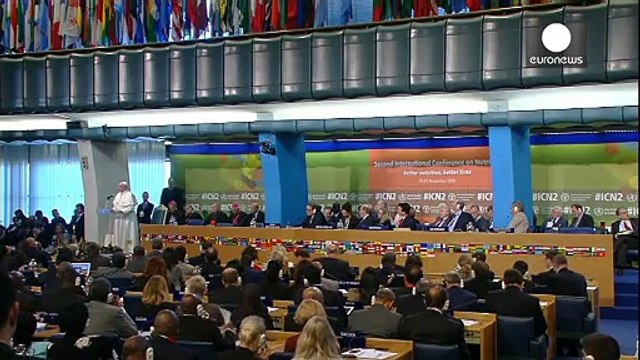 Papa alla Fao: serve solidarietà, il diritto all'alimentazione significa dignità