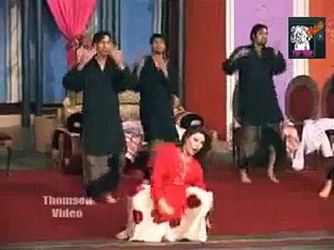 Khushboo Stage Dance Hot Unseen Mujra Dudh Makhna Di Pali