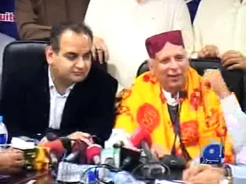 Punjab Governor in Karachi, says relations with Qadri normal-Geo Reports-20 Nov 2014