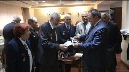 Eroğlu, Türkiye İstiklal Gazileri İstiklal Madalyalılar Derneği Başkanı'nı Kabul Etti