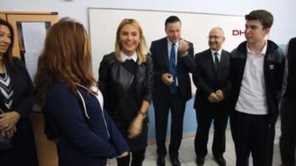 Ece Erken Öğrencilerle Çevre Etkinliğinde Buluştu