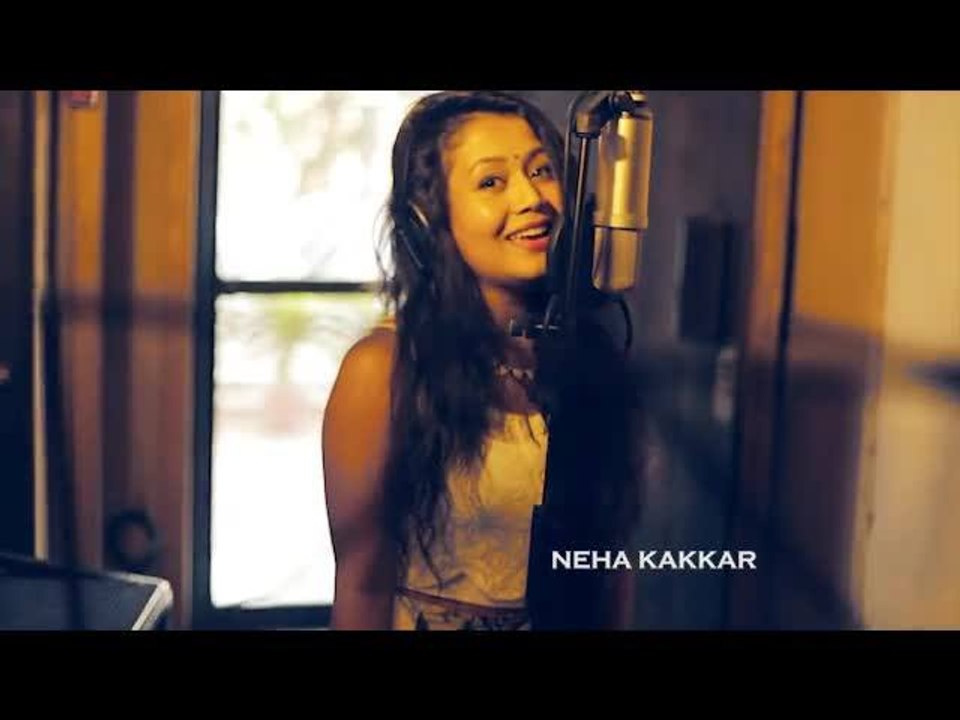 Neha Kakkar Rap On Honey Singh Song Live (EXCLUSIVE)
