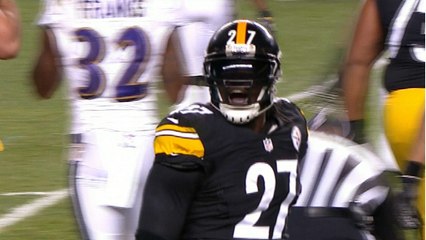 Blount signs with the Patriots