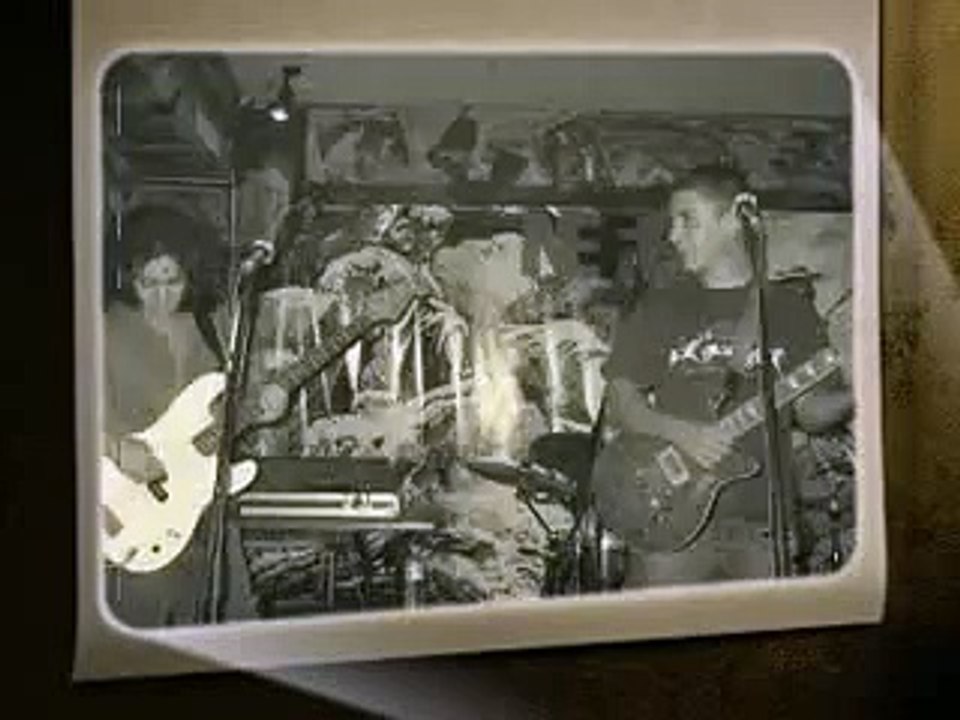 Pinhani - Seni Bana Anlatırlar - www.muzik20.com