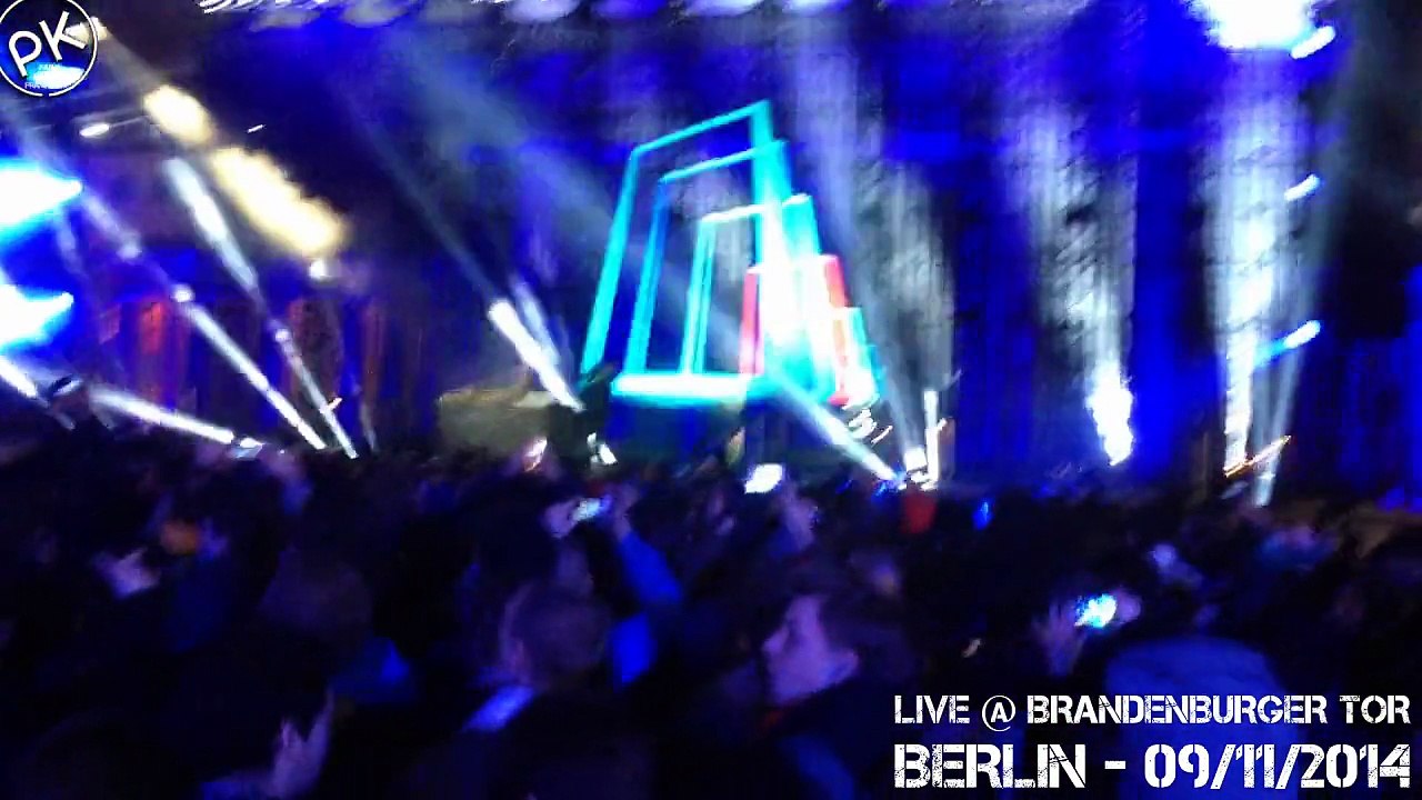 Paul Kalkbrenner LIVE @ Brandenburger Tor - 09/11/2014 [HD 720p] Part 2/2