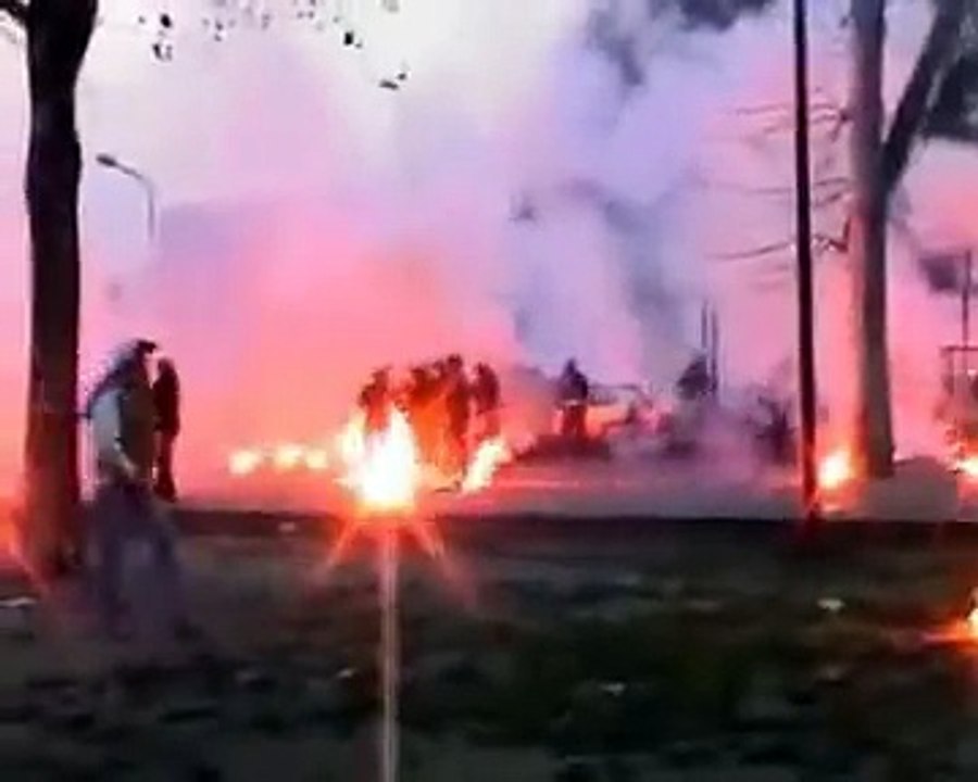 Scontri ULTRAS Milan - Juve (02-03)