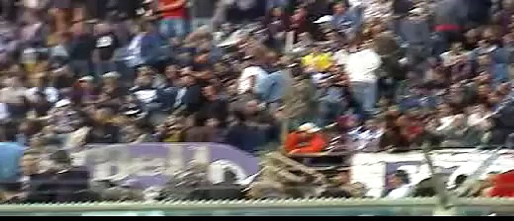 Roma vs Napoli 31-8-08 scontri in stazione