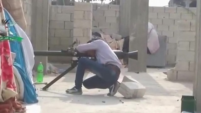 Kurds, Islamic State both claim progress in battle for Kobani