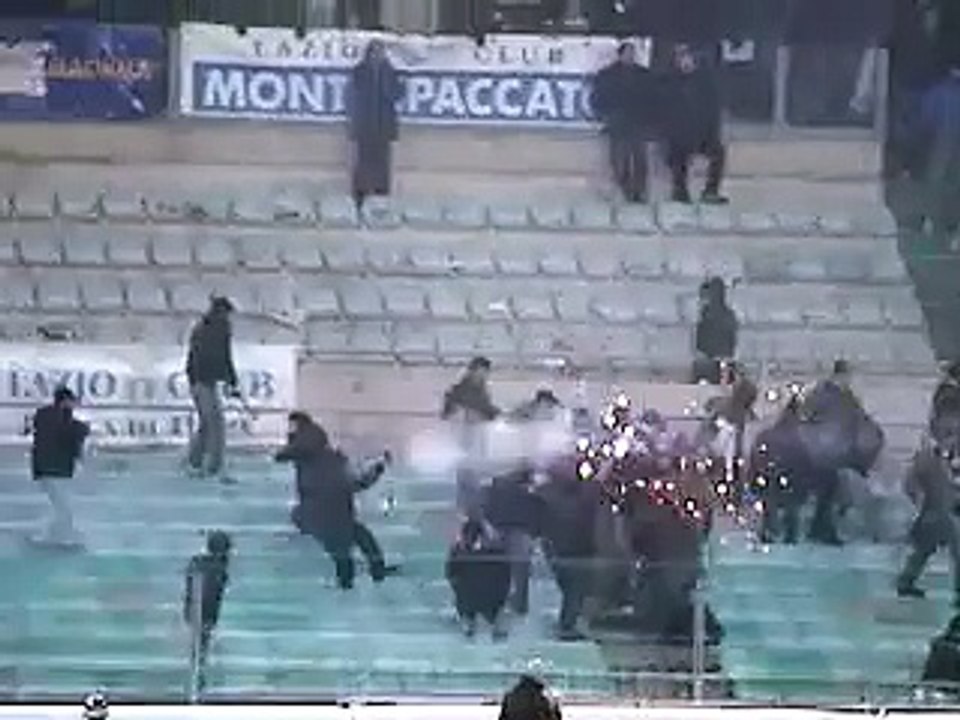Video Scontri Ultras Lazio vs Ultras Roma