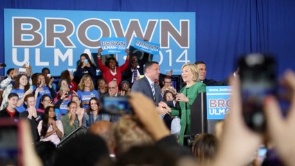 Immigration activists heckle Hillary Clinton in Maryland