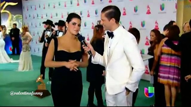 Maite Perroni (@MaiteOficial) en la Alfombra de los Latin Grammy