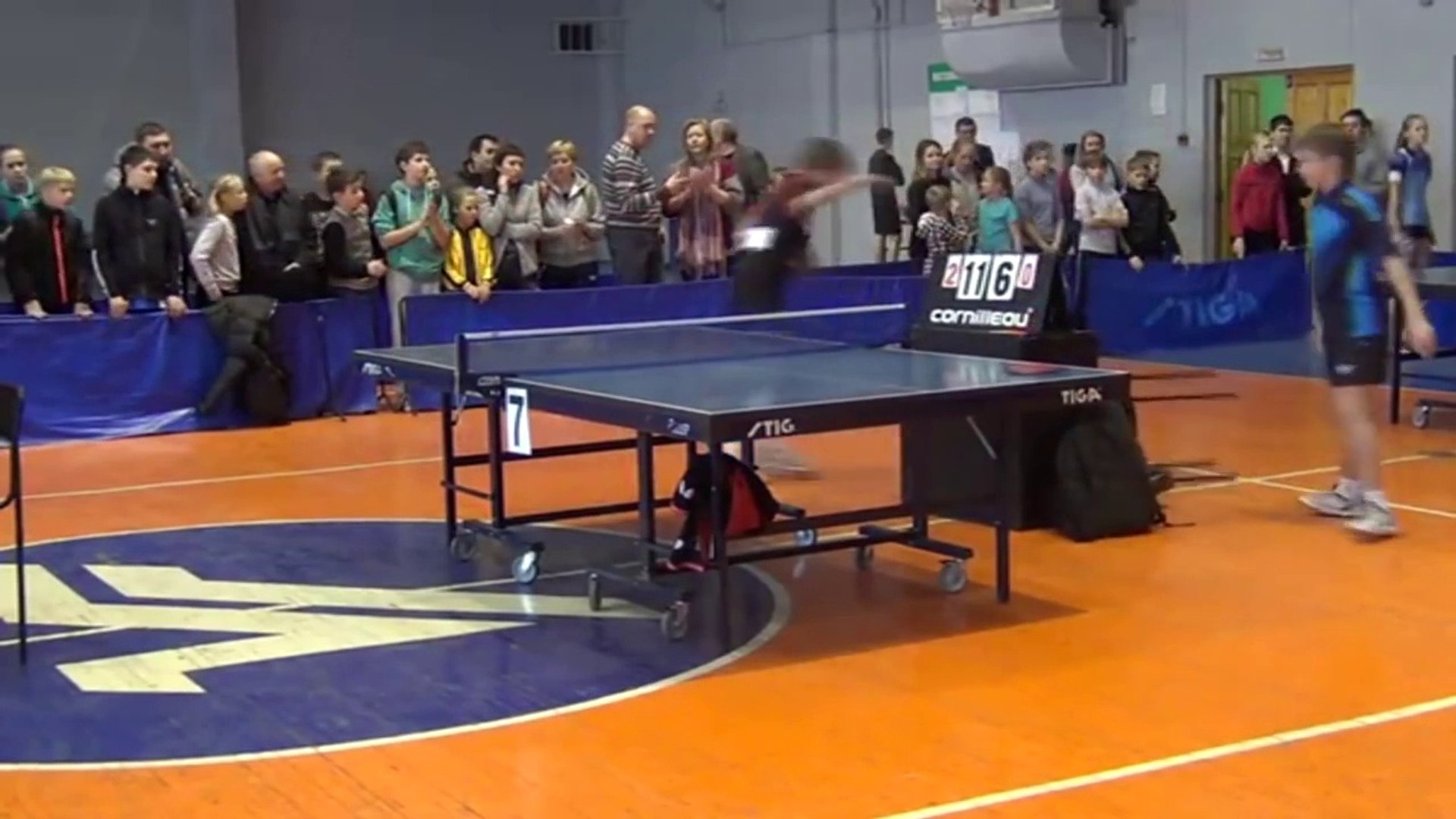 Violence in Table Tennis : Child loses table tennis match, pushes referee  out of his chair - Vidéo Dailymotion