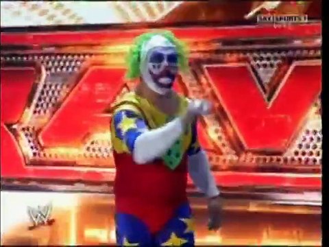 WWE RAW 15th Anniversary - Battle Royal Match