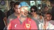 Arpita Khan's WEDDING | Kareena Kapoor Khan, Aamir Khan & Varun Dhawan SPOTTED at Airport