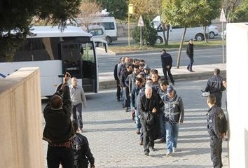 Yolsuzluk Şüphelileri Adliyeye Sevk Edildi