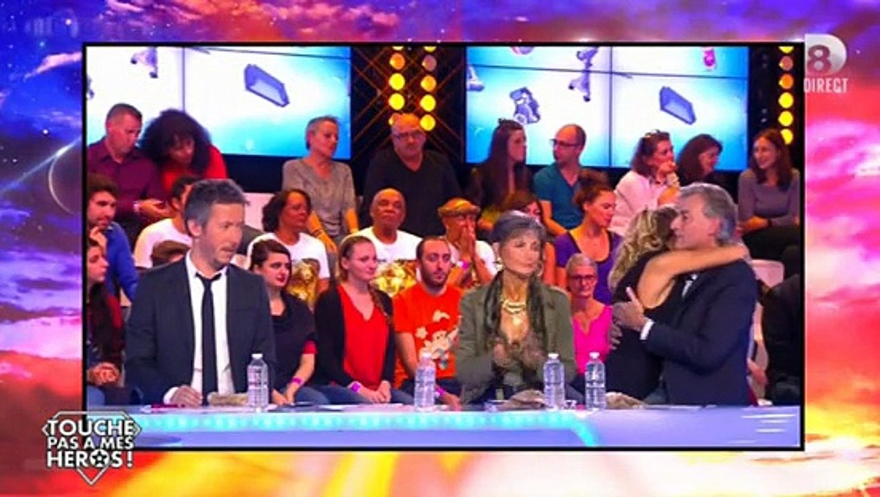 Touche pas à mon poste - les seins d'Enora Malagré dévoilés malgré elle