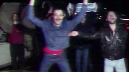 18 years old and rising / J'aime regarder les filles (2011) - Trailer English Subs