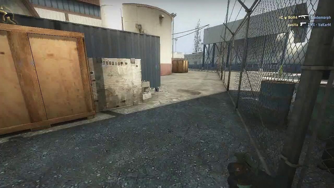 Caméra automatique avec les grenades