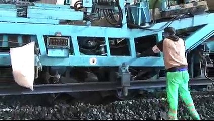 railway line construction machine live clip by mobile knowledge clip