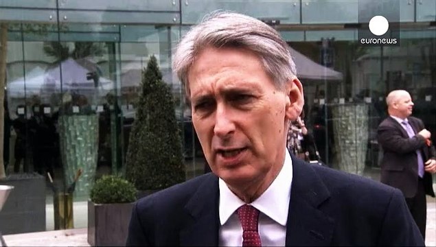 Zarif, Kerry leave nuclear talks in Vienna ahead of deadline