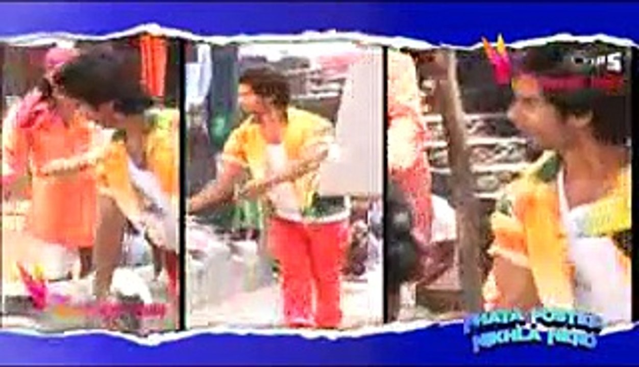 Tu Mere Agal Bagal Hai _ Shahid kapoor hero. must watch