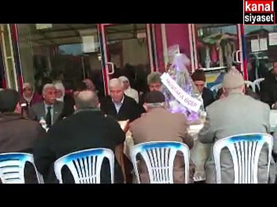 Yuva Mahallesi Muhtarlığı tarafın dan Aşure Dağıtımı Yapıldı