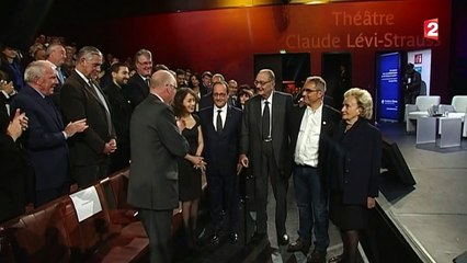 Chirac, Juppé et Hollande réunis au quai Branly