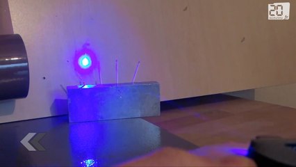 Il invente une montre laser qui fonctionne
