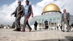 Muçulmanos lotam a Esplanada das Mesquitas