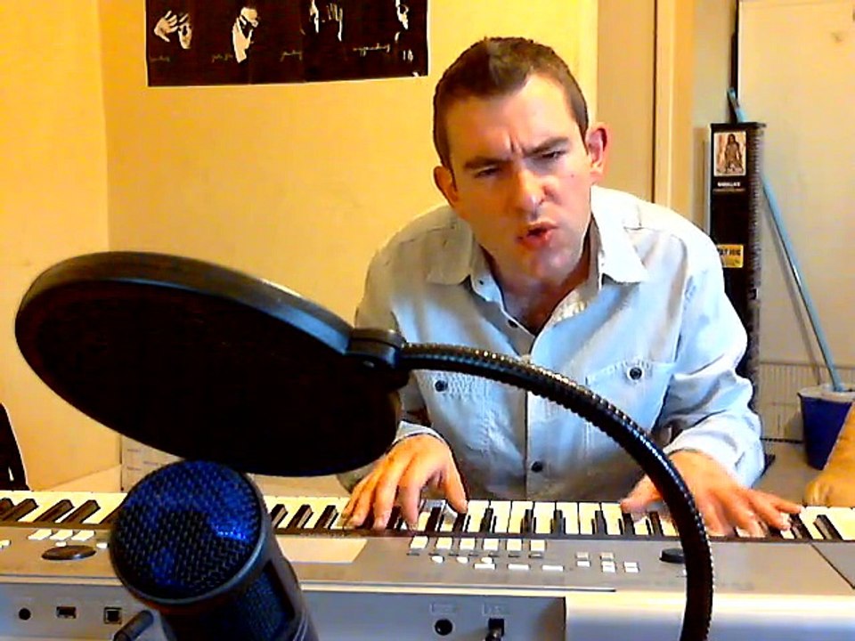 Bobby Blue Band - Ain't no love (heart of the city) piano cover