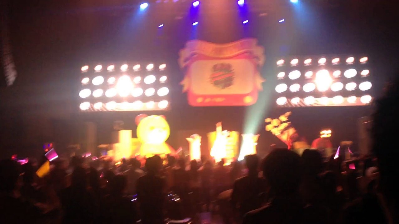Mi - KPP Nanda Collection Live in Thailand