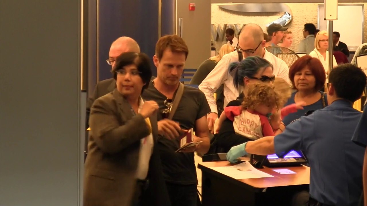 Anna Paquin & Stephen Moyer at JFK Airport in NY