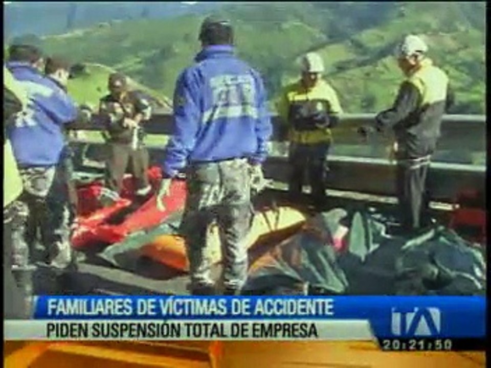 Familiares de víctimas de accidente piden suspención total de la empresa