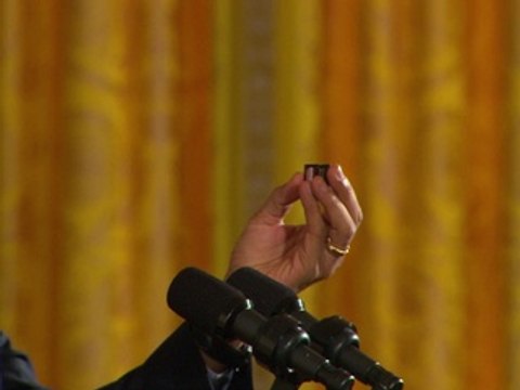 Obama Impressed, Mystified By SD Card