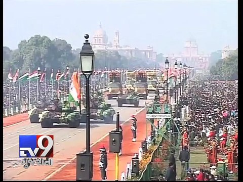 Obama accepts PM Modi's invite, to become first US President to attend Republic Day parade - Tv9
