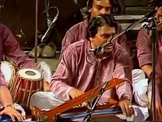 Aiwen Bol Na Banere Utte Kawan (Full Qawwali) by Nusrat fateh ali khan