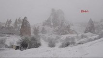 Nevşehir Kapadokya?ya İlk Kar Yağdı