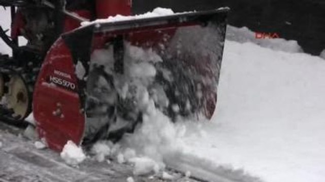 Kayseri Türkiye?nin İlk Kayak Sezonu Erciyes?te Açıldı