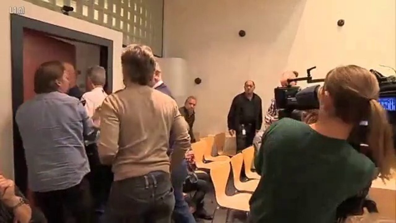 Angry guy throws a chair on the judge after unfair judgement !