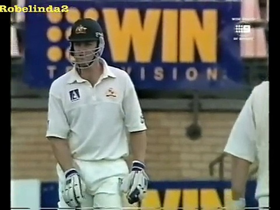 Explain this bizarre Pakistan cheating twice in the same over   WTF is going on